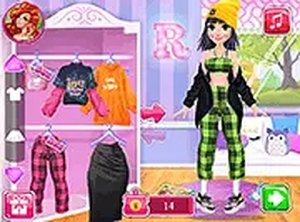Fashion Blogger Dress Up Game