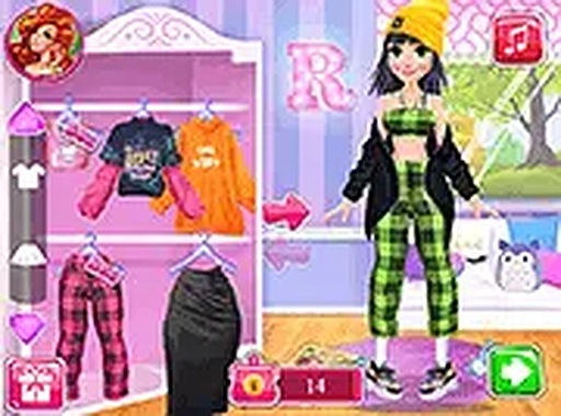 Fashion Blogger Dress Up Game