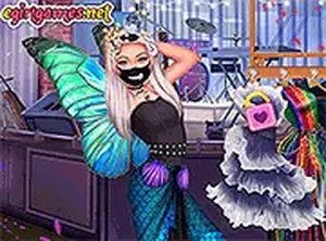 Fashion Diva Dress-Up Game